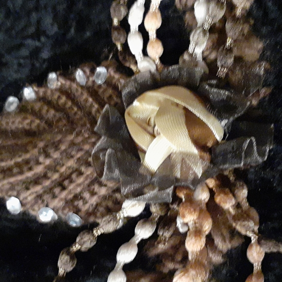 KNITTED LINED EMBELLISHMENT HAT CHOOSE - Picture 13 of 14